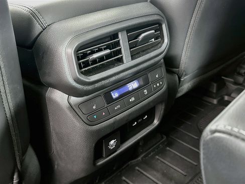 Used 2025 Honda Pilot Elite image 28