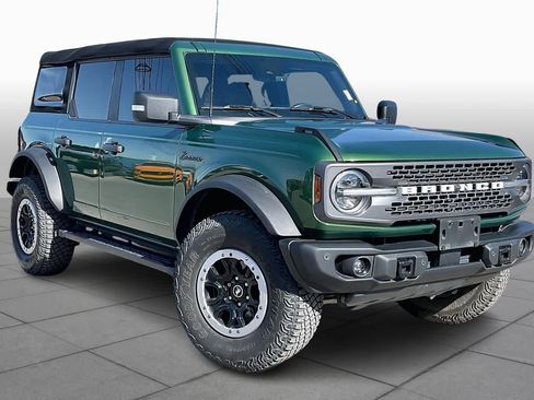 Used 2022 Ford Bronco Badlands image 2