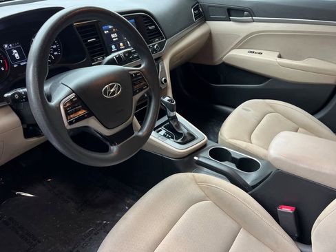 Used 2018 Hyundai Elantra SEL image 11