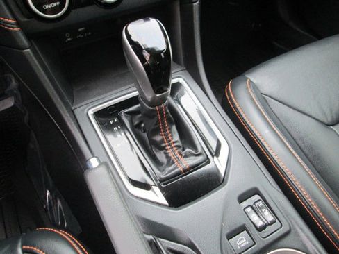 Used 2021 Subaru Crosstrek 2.5i Limited w/ Popular Package #3 image 16