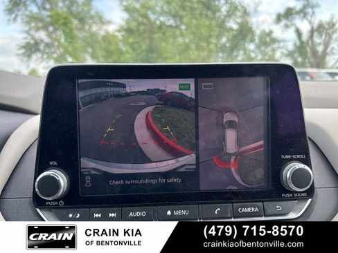 Used 2021 Nissan Rogue SV image 24