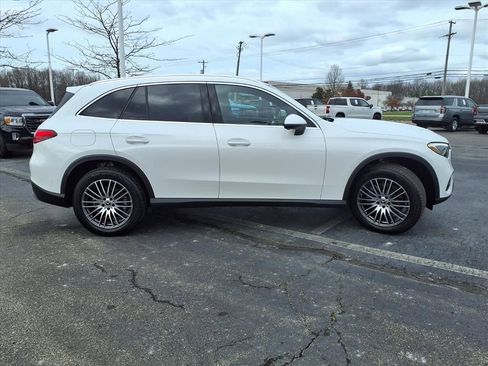 Used 2024 Mercedes-Benz GLC 300 4MATIC image 30