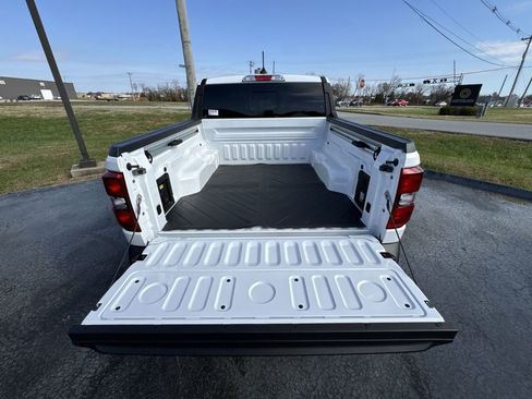 Used 2025 Ford Maverick Lariat AWD/4WD image 23