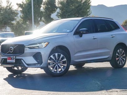 Used 2025 Volvo XC60 B5 Core w/ Climate Package