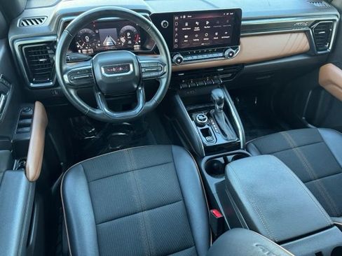 Certified 2024 GMC Canyon AT4 AWD/4WD image 10
