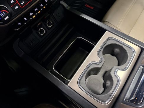 Used 2015 GMC Sierra 1500 Denali w/ Driver Alert Package image 18