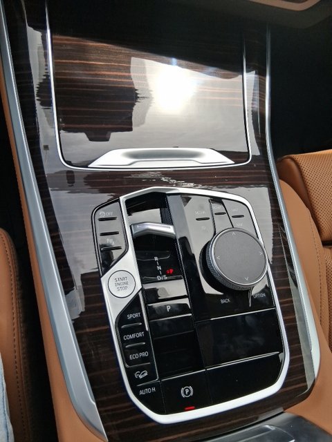 Used 2026 BMW X5 xDrive40i w/ M Sport Package AWD/4WD image 12