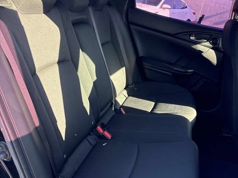Used 2018 Honda Civic EX image 4