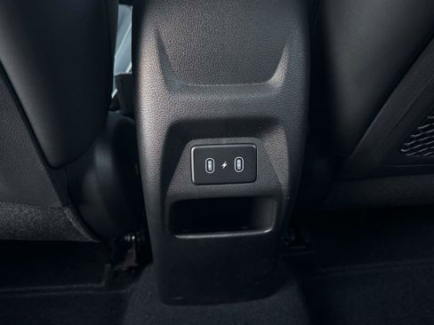 Certified 2025 Hyundai Venue Limited image 16