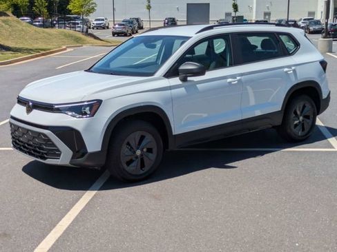 New 2026 Volkswagen Taos S FWD image 8