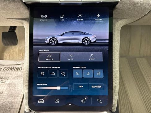 Used 2024 Lucid Air Pure RWD image 21