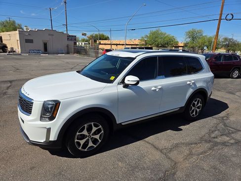Used 2020 Kia Telluride EX FWD image 23