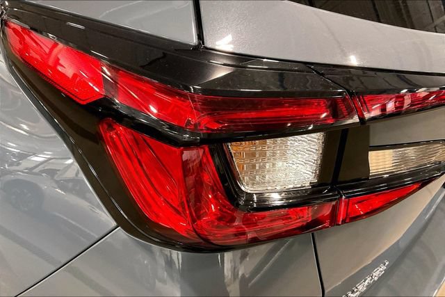 Used 2025 Subaru Crosstrek 2.5i Premium AWD/4WD image 29