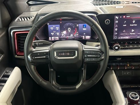 Used 2023 GMC Canyon AT4X AWD/4WD image 13