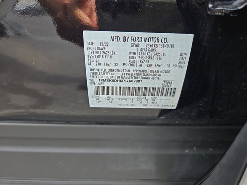 Certified 2023 Ford Explorer XLT w/ Equipment Group 202A image 27