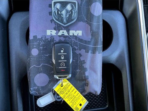 Used 2022 RAM 1500 Laramie image 10