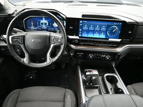 Used 2023 Chevrolet Silverado 1500 LT Trail Boss w/ Protection Package image 6