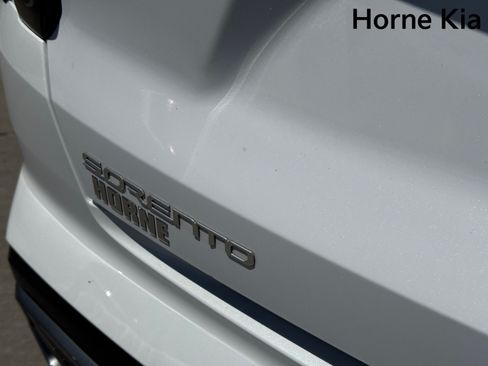 Certified 2023 Kia Sorento SX AWD/4WD image 29