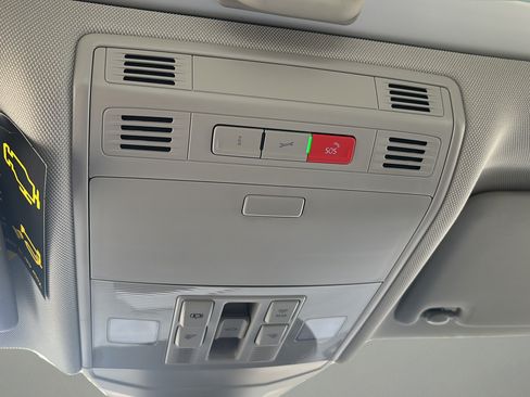 New 2026 Volkswagen Jetta SE FWD image 29
