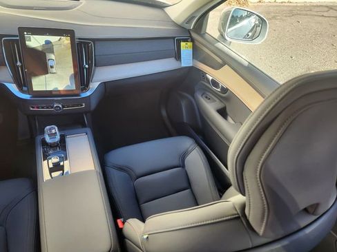 New 2026 Volvo XC90 T8 Plus image 16