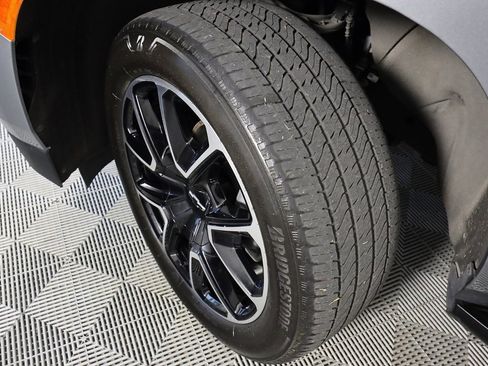 Used 2023 Chevrolet Tahoe RST image 42