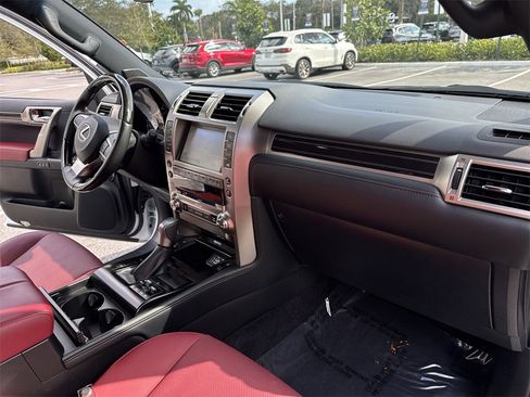 Used 2021 Lexus GX 460 Premium image 33
