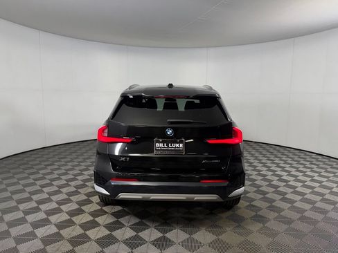 Used 2024 BMW X1 xDrive28i w/ Convenience Package AWD/4WD image 9