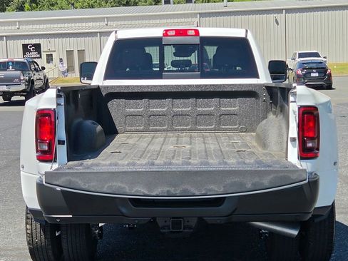 New 2026 RAM 3500 Tradesman AWD/4WD image 11