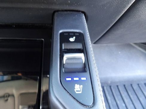 Used 2022 Kia Telluride SX w/ SX Prestige Package image 17