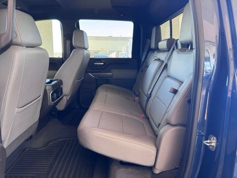 Used 2021 Chevrolet Silverado 2500 LTZ w/ LTZ Convenience Package AWD/4WD image 12
