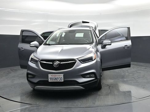 Used 2019 Buick Encore Essence FWD image 33
