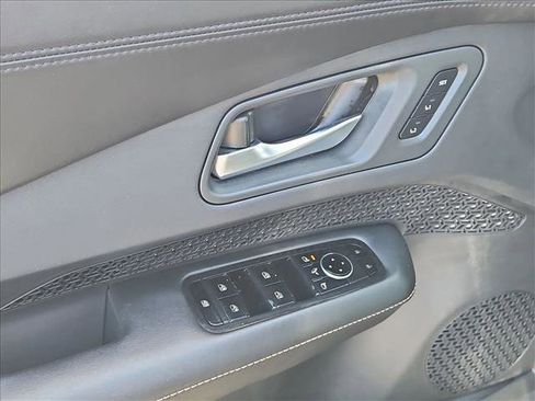 Certified 2024 Nissan Ariya AWD image 11