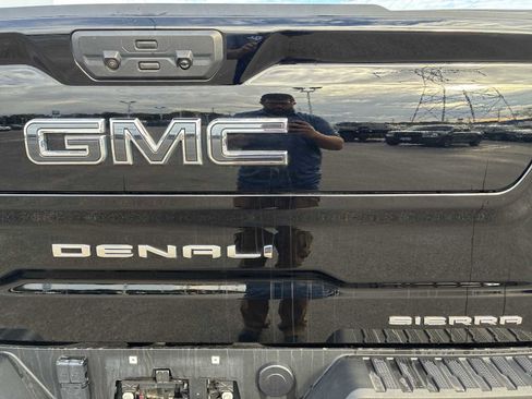 Used 2023 GMC Sierra 1500 Denali Ultimate image 33