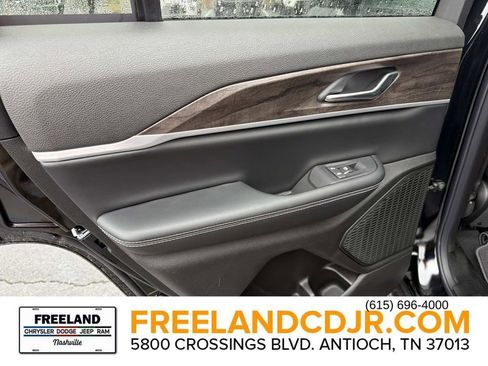 New 2026 Jeep Grand Cherokee Altitude image 13