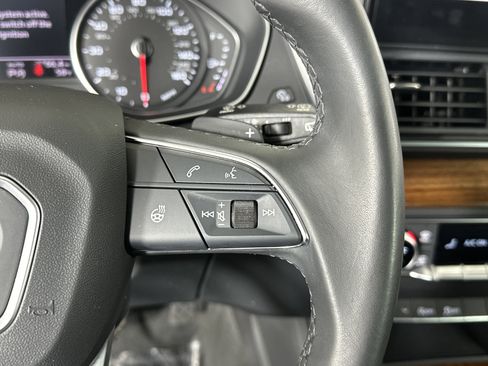 Certified 2023 Audi Q5 2.0T Premium w/ Convenience Package image 30