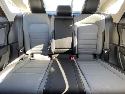 Used 2025 Volkswagen Jetta SE image 39