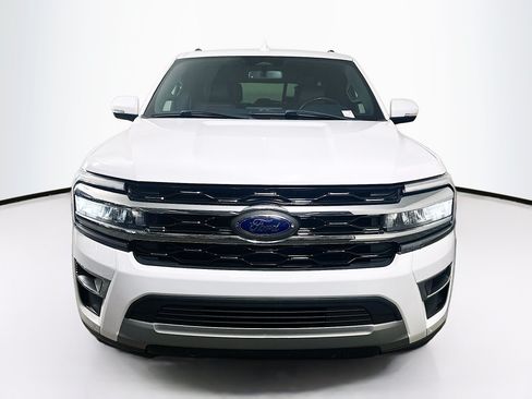 Used 2022 Ford Expedition Max Limited RWD image 2