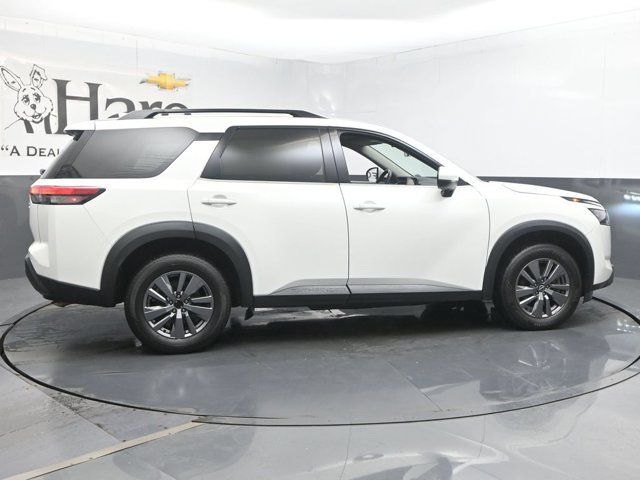 Used 2025 Nissan Pathfinder SV FWD image 42
