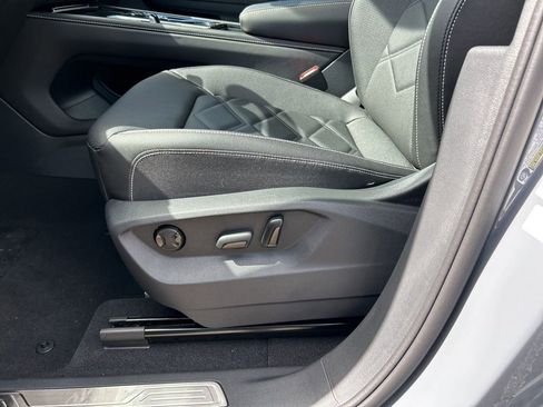 New 2026 Volkswagen Atlas SE FWD image 16