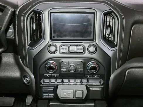 Used 2021 Chevrolet Silverado 1500 LT Trail Boss w/ Convenience Package II AWD/4WD image 12