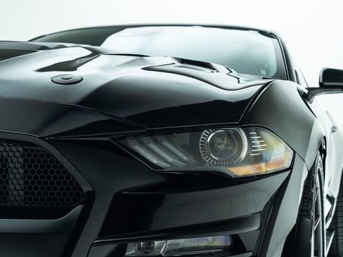 Used 2021 Ford Mustang GT Premium w/ GT Performance Package RWD image 11