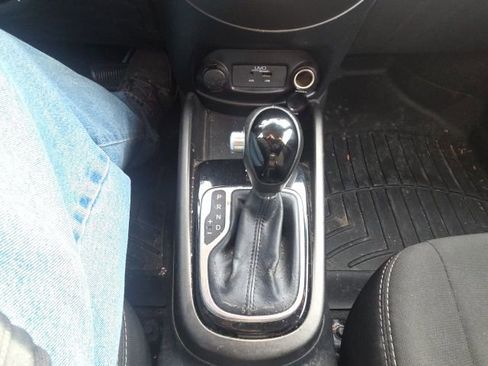 Used 2013 Kia Soul + w/ Audio Pkg image 24