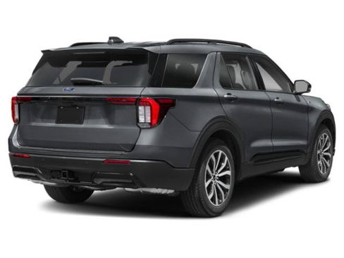 Used 2025 Ford Explorer ST-Line w/ Premium Package AWD/4WD image 2