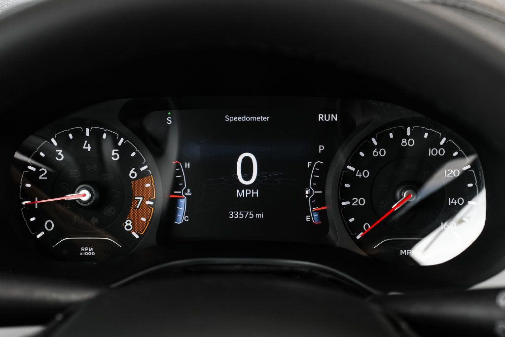 Used 2023 Jeep Compass Limited AWD/4WD image 28