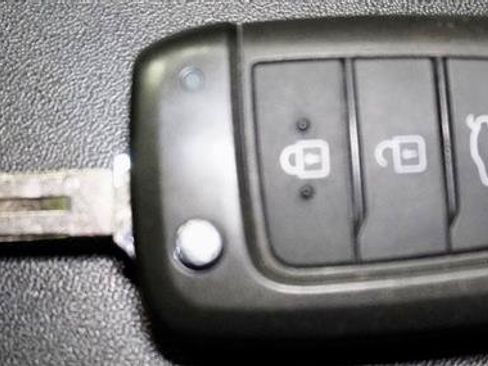 Used 2020 Hyundai Sonata SE FWD image 30
