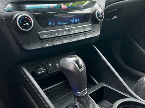 Used 2020 Hyundai Tucson Limited w/ Cargo Package image 16