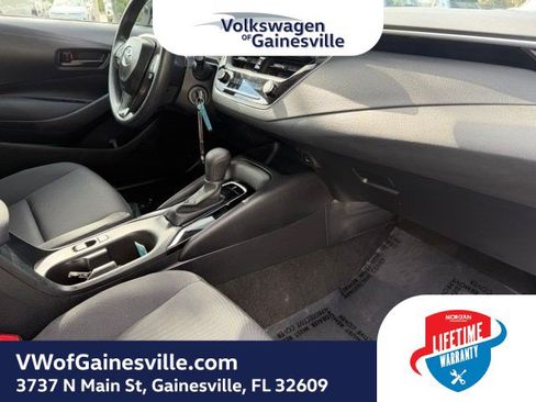 Used 2024 Toyota Corolla LE FWD image 10