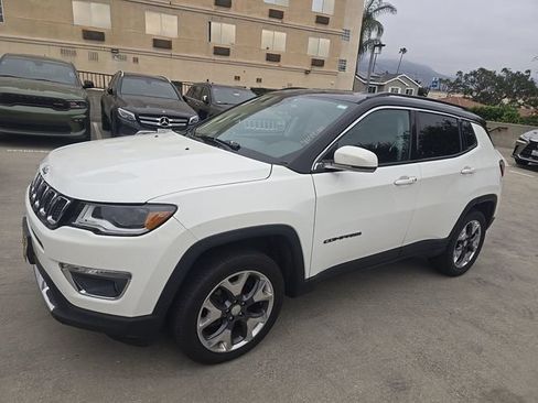 Used 2018 Jeep Compass Limited w/ Navigation Group AWD/4WD image 1