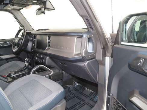Used 2022 Ford Bronco Outer Banks AWD/4WD image 46