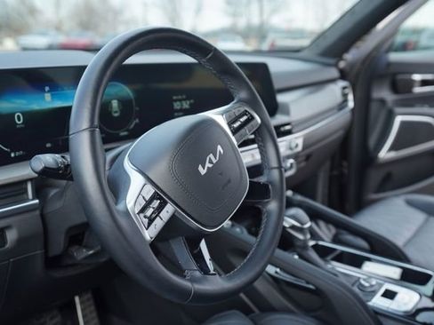 Used 2024 Kia Telluride SX Prestige X-Pro image 32